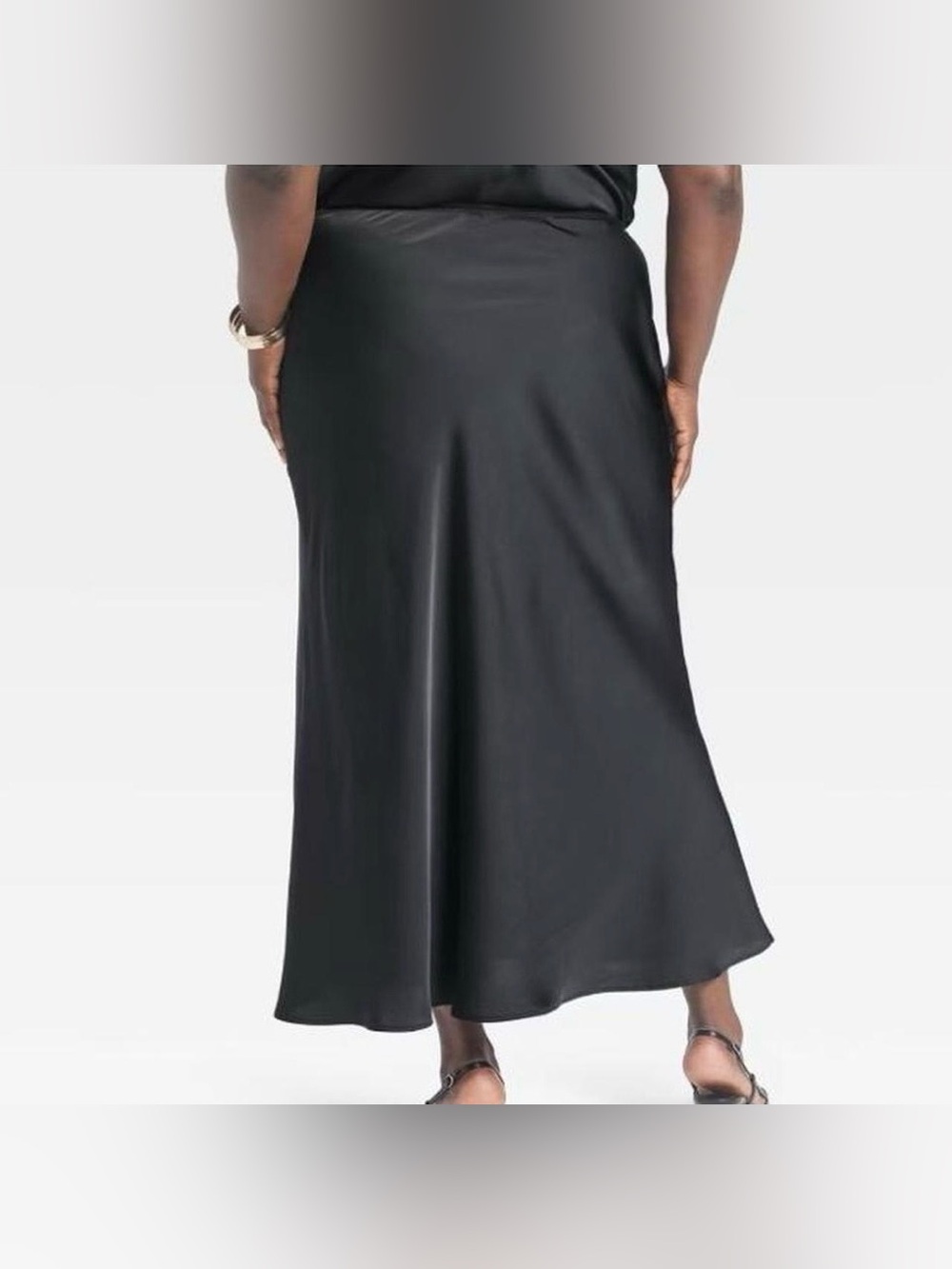 Target Black Maxi Skirt - Sleek Straight Silhouette - Picture 3 of 5